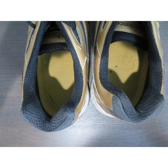 New Balance 2001 Elite Edition Shoes Mens Size 10 Gold Running Sneakers M2001CB main image 11